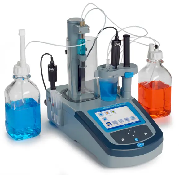 At 1000 Potentiometric Titrator Model AT1122